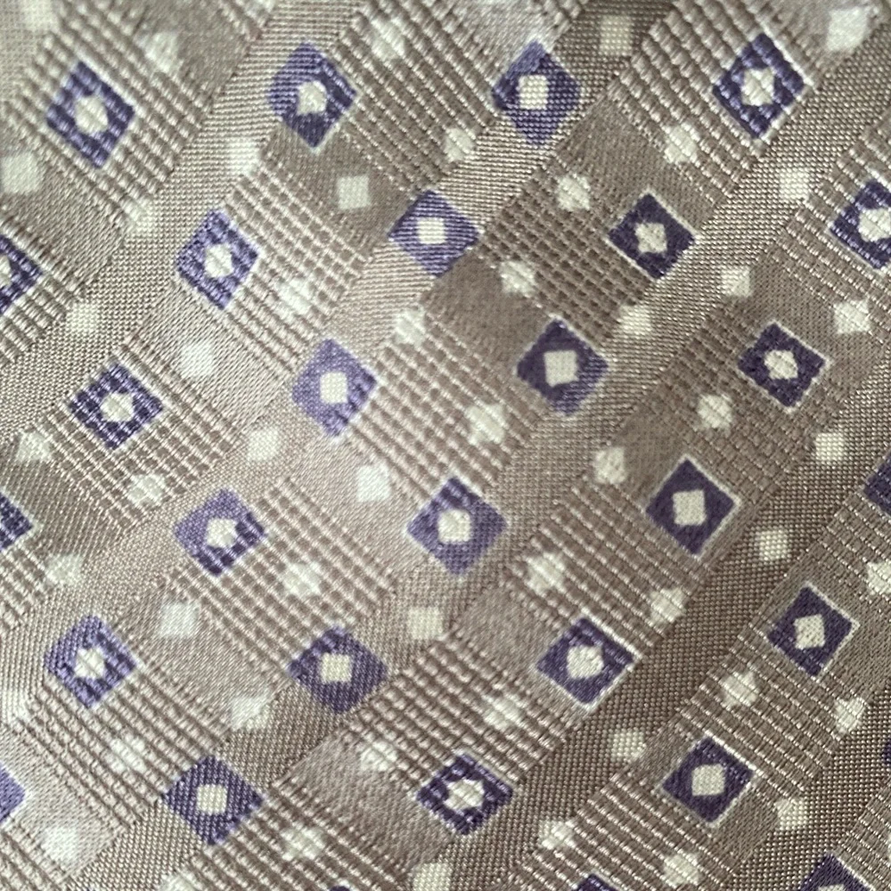 GIORGIO ARMANI Gray and Purple Silk Abstract Print Jacquard‎ Tie